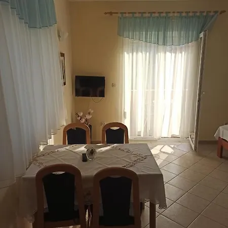 Lägenhet Ana Grebaštica