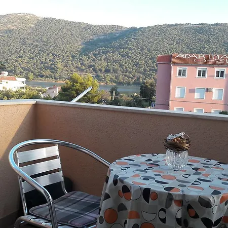 Apartment Ana